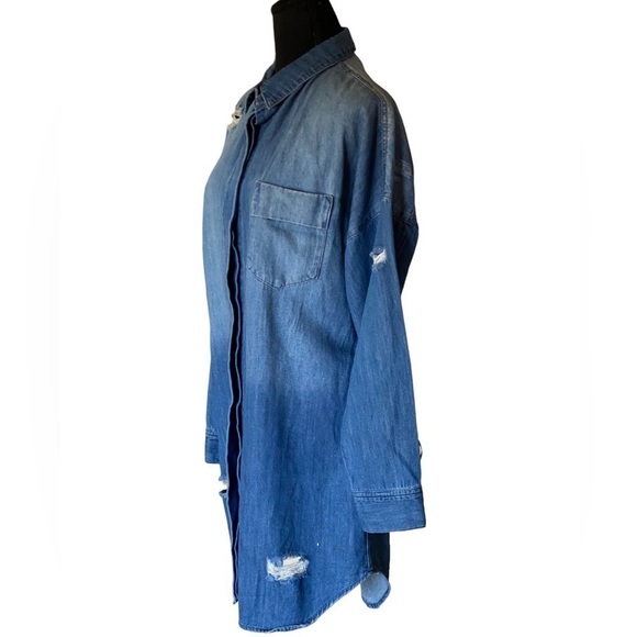 Life in Progress Denim Shirt Jacket Women’s Size Medium Destroyed Blue Baddie - Picture 10 of 11